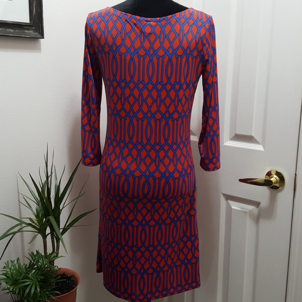 Patterned Sheath Dress - Picture 2 of 3